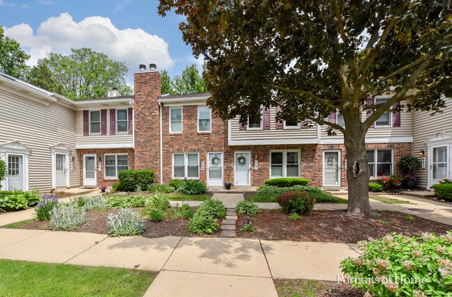 property at 453 Kensington Ct