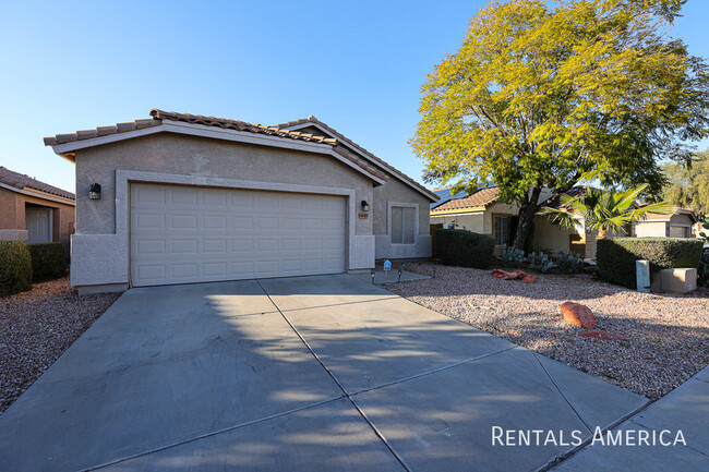 18210 N Skyhawk Dr in Surprise, AZ - Building Photo - Building Photo