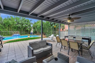 609 N 46th Ave in Hollywood, FL - Building Photo - Building Photo