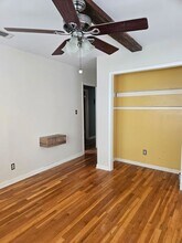 1105 Sycamore St in San Marcos, TX - Building Photo - Building Photo