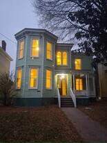 140 Marshall St in Petersburg, VA - Building Photo