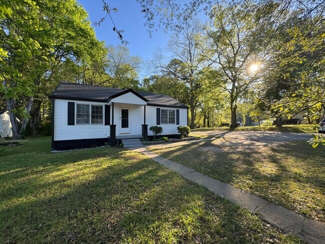 property at 5641 Austell Powder Springs Rd