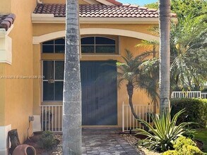 4008 Staghorn Ln in Weston, FL - Building Photo - Building Photo