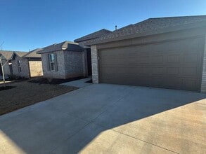 2924 Firefly Dr in Oklahoma City, OK - Building Photo - Building Photo