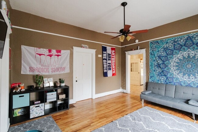 215 S College Ave in Muncie, IN - Building Photo - Building Photo