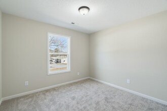 6626 Johnbo Way in Knoxville, TN - Foto de edificio - Building Photo