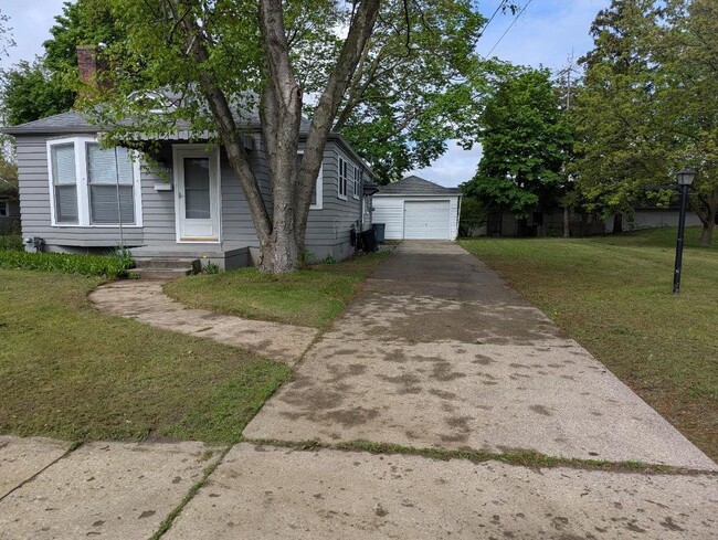 property at 2121 Brenner St