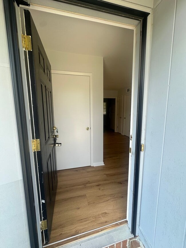 732 Montclair Dr in Wilmington, NC - Building Photo - Building Photo