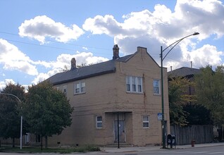 3327 S Archer Ave in Chicago, IL - Building Photo - Building Photo