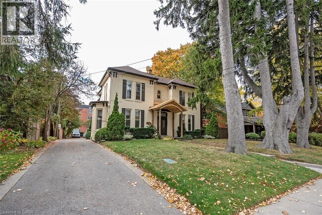 432 Burlington Ave in Burlington, ON - Building Photo - Building Photo