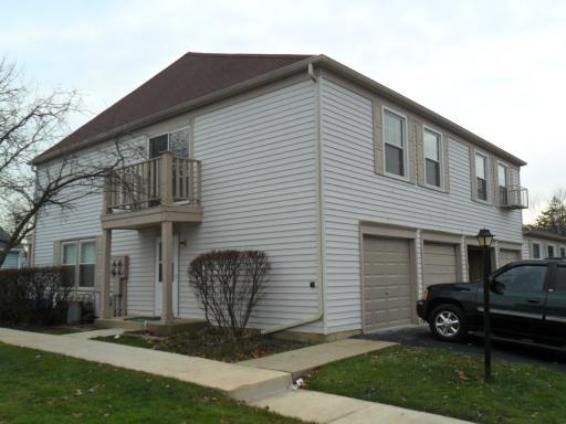 479 James Ct in Glendale Heights, IL - Building Photo