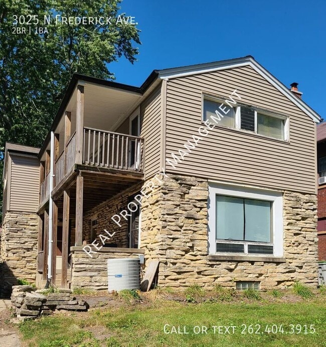 3025 N Frederick Ave in Milwaukee, WI - Building Photo - Building Photo