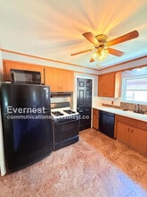 4010 Merrick St in Dearborn Heights, MI - Building Photo - Building Photo