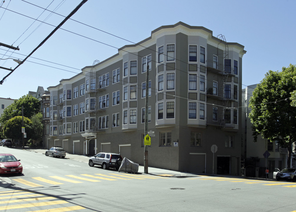 400 Page in San Francisco, CA - Foto de edificio