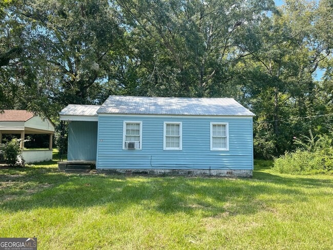 property at 312 Duncan St