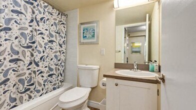 Grid 5 Apartments in Calgary, AB - Building Photo - Building Photo