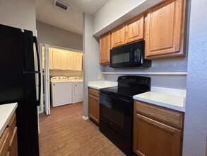 5102 80th St in Lubbock, TX - Foto de edificio - Building Photo