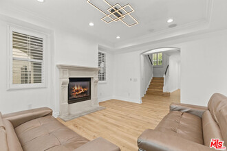 9108 Heritage Way in Inglewood, CA - Building Photo - Building Photo