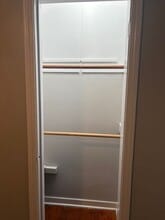 4957 Hull St in Skokie, IL - Building Photo - Building Photo