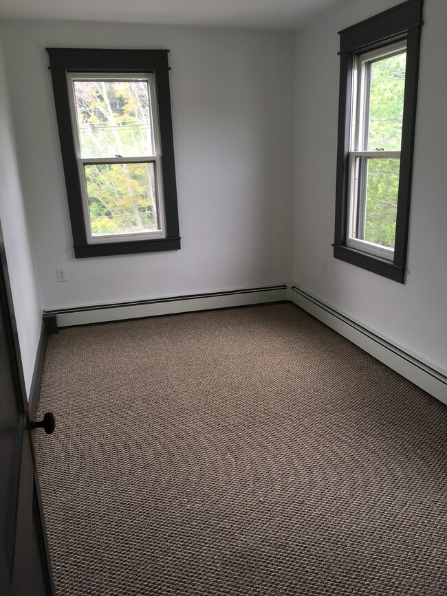 135 Pool St in Biddeford, ME - Building Photo - Building Photo