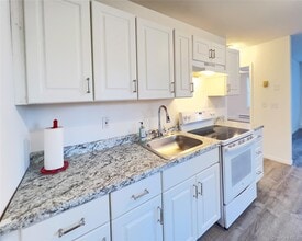 330 Horsepound Rd in Carmel, NY - Building Photo - Building Photo