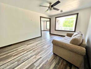 296 Anderson Ln in Hendersonville, TN - Building Photo - Building Photo