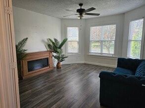 129 W Court St in Weiser, ID - Foto de edificio - Building Photo