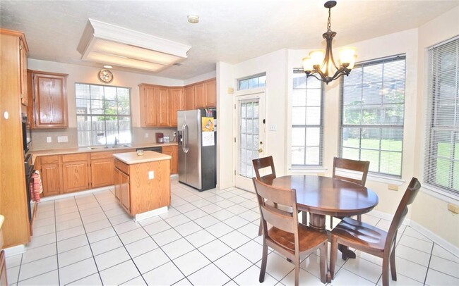 2447 Edgewood Dr in Missouri City, TX - Building Photo - Building Photo