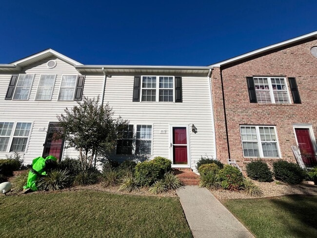 1015 Blake Ct in Forest, VA - Building Photo - Building Photo