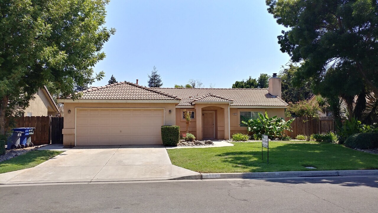 5514 N Delbert Ave in Fresno, CA - Building Photo