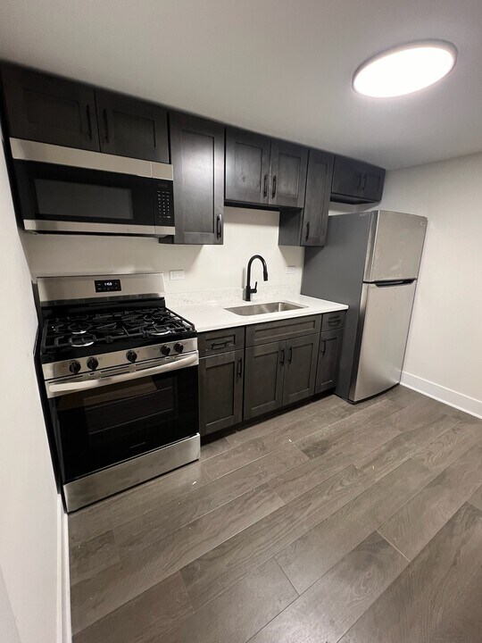 8139 S Marshfield Ave, Unit g in Chicago, IL - Foto de edificio