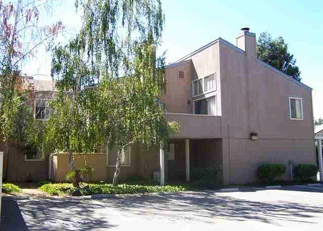3901 Clayton Road in Concord, CA - Building Photo - Building Photo