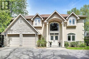 3 Winding Way in Ottawa, ON - Building Photo