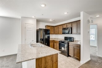 4496 Pencester St in Las Vegas, NV - Building Photo - Building Photo