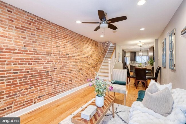 property at 626 S Curley St