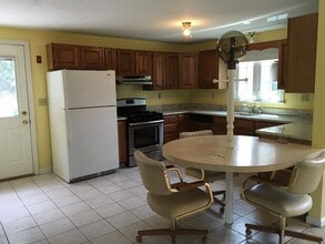 9 Silver Birch Ave in Plymouth, MA - Building Photo - Building Photo