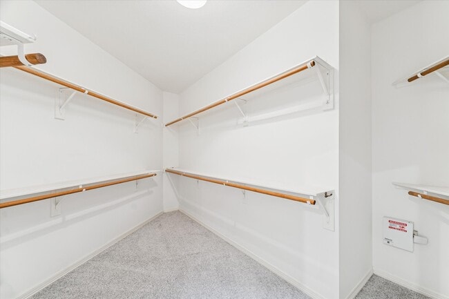 property at 14 Prism Cove Pl