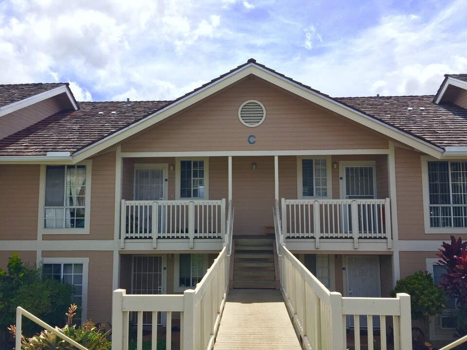 94-100 Mui Pl in Waipahu, HI - Building Photo