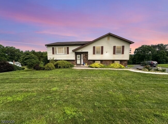 property at 162 Polkville Rd