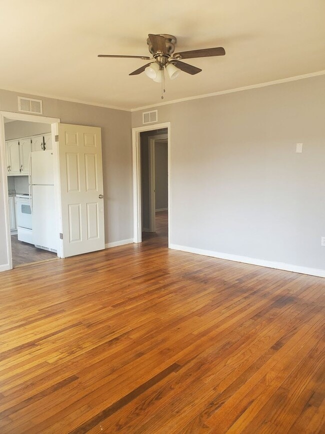 901 N Franklin St in Dublin, GA - Building Photo - Building Photo