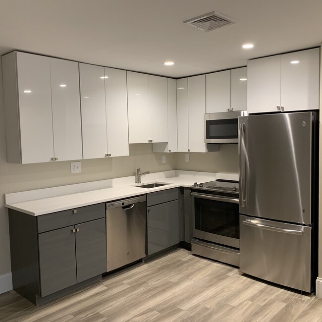 26 Pembroke St Apartments and Nearby Chelsea Apartments For Rent