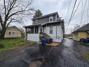 249 E Park Blvd, Unit 1 in Villa Park, IL - Building Photo - Building Photo