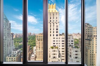 111 W 57th St in New York, NY - Building Photo - Building Photo