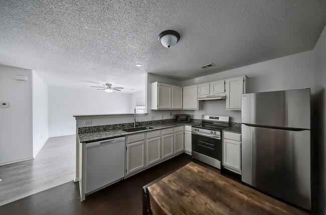 property at 1001 N Main St