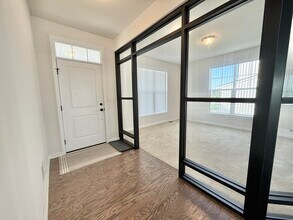 6394 S Trailwoods Dr in Ann Arbor, MI - Building Photo - Building Photo