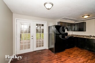 1733 Mutz Dr in Indianapolis, IN - Building Photo - Building Photo