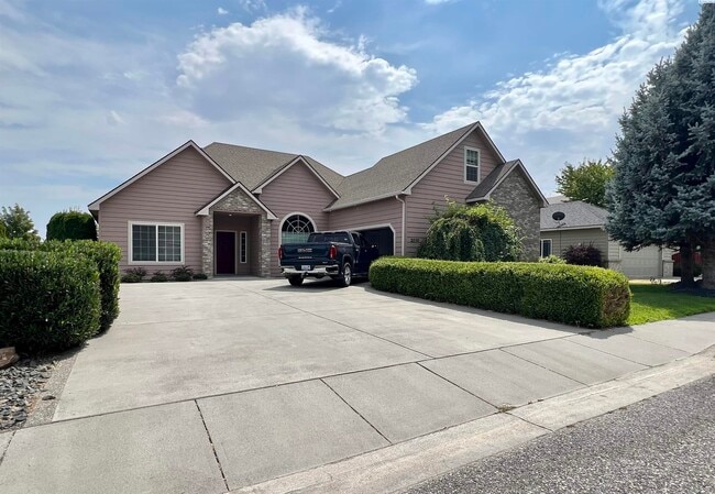 property at 3510 Waterford St