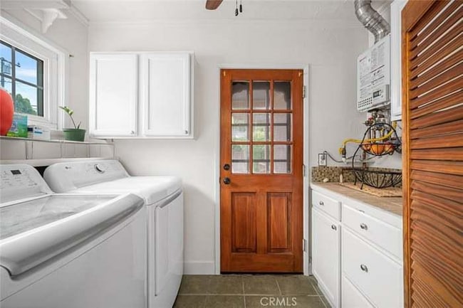 7028 Parkcrest St in Long Beach, CA - Building Photo - Building Photo