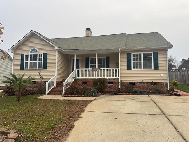 property at 136 Creek Commons Ave