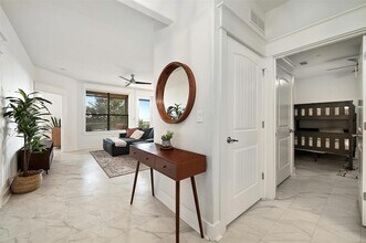 17800 Edgewood Way, Unit 202 in Jonestown, TX - Building Photo - Building Photo